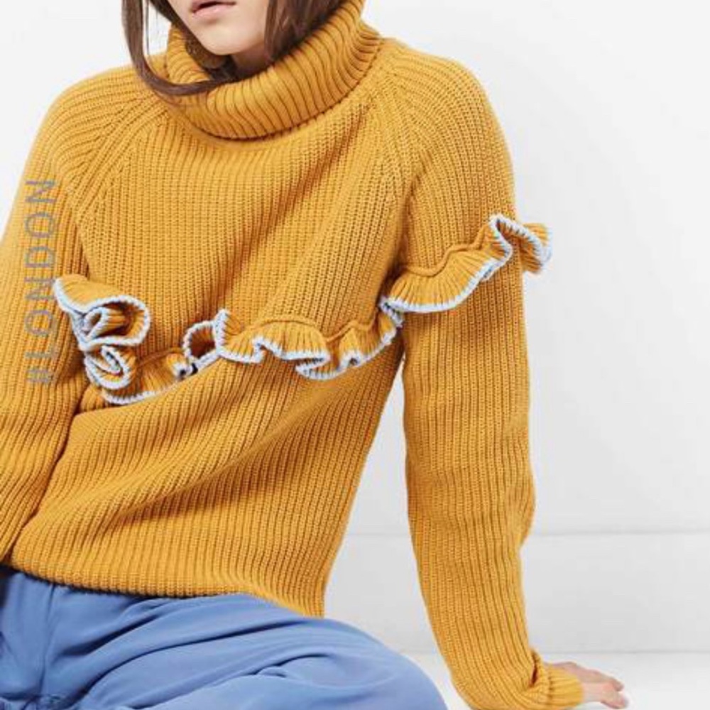 Ribbed Pullover with Ruffled Panel